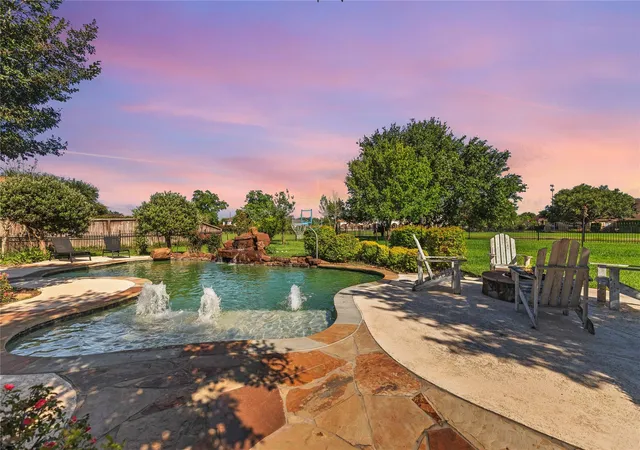 Photo 3 of Sale Pending at 2419 Parrot Shell Ln, Richmond, TX 77406 | MLS# 69061098 | Listing updated on 2026-09-18
