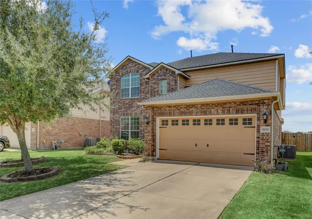 Photo 3 of Single family home for sale at 5119 Waterview Meadow Dr, Richmond, TX 77407 | MLS# 39035768 | Listing updated on 2026-09-05