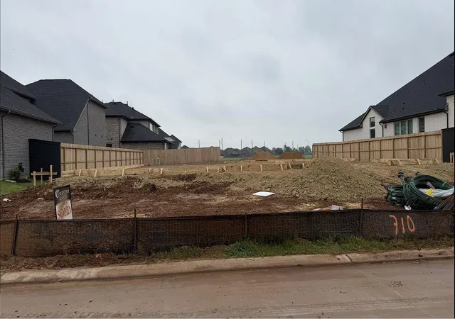 Photo 3 of Sale Pending at 710 Huckleberry Hvn Dr, Richmond, TX 77406 | MLS# 81423204 | Listing updated on 2026-09-18
