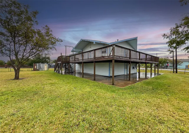 22nd image of 1045 12th St, Dickinson, TX 77539 | MLS# 10245721