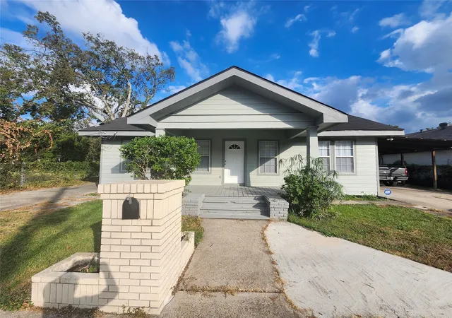 1st image of 103 Super St, Houston, TX 77011 | MLS# 41809036