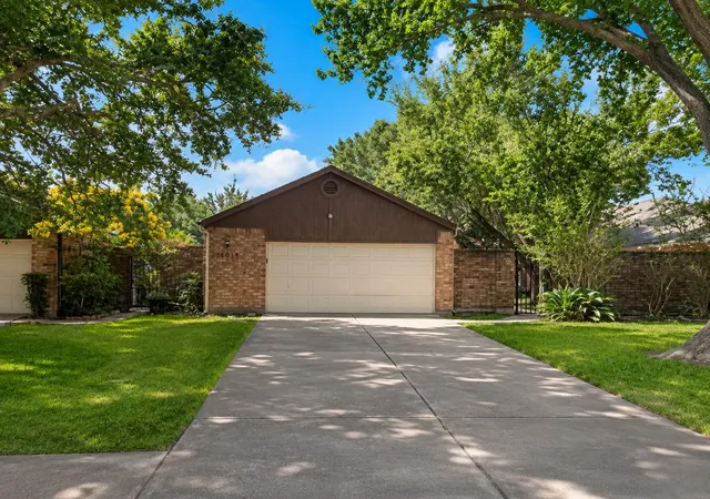 1st image of 13007 Stancliff Oaks St, Sugar Land, TX 77478 | MLS# 43867573