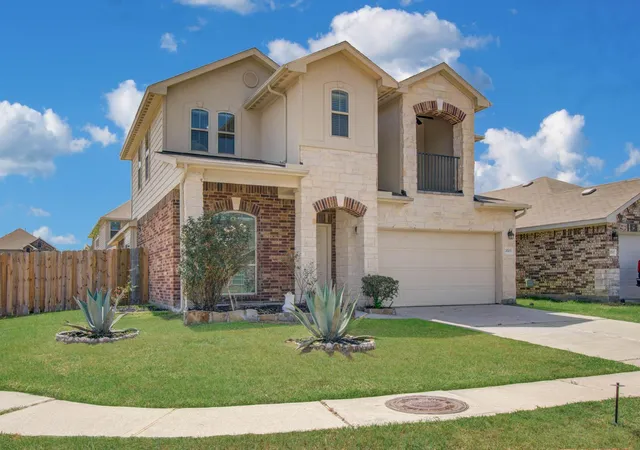 Photo 2 of Single family home for sale at 21703 Barred Owl Dr, Humble, TX 77338 | MLS# 58894703 | Listing updated on 2026-09-03
