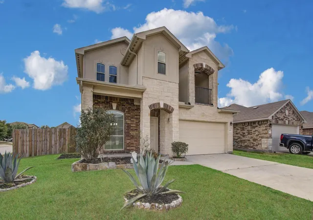 Photo 4 of Single family home for sale at 21703 Barred Owl Dr, Humble, TX 77338 | MLS# 58894703 | Listing updated on 2026-09-03