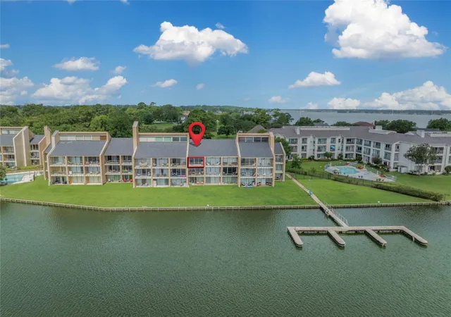 27th image of 12600 Melville Dr #310A, Montgomery, TX 77356 | MLS# 88062335