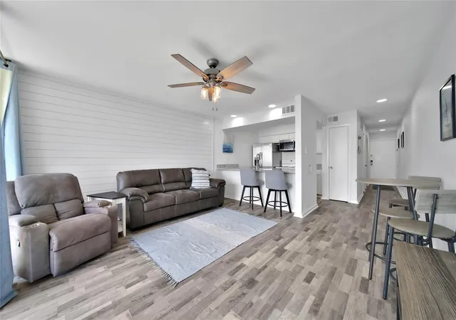 Photo 4 of Condo for sale at 12600 Melville Dr #310A, Montgomery, TX 77356 | MLS# 88062335 | Listing updated on 2026-10-08