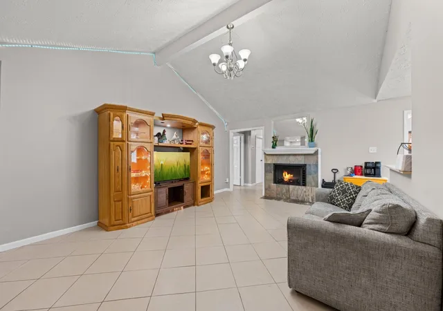 Photo 4 of Sale Pending at 11763 Cliveden Dr, Houston, TX 77066 | MLS# 69266229 | Listing updated on 2026-08-30