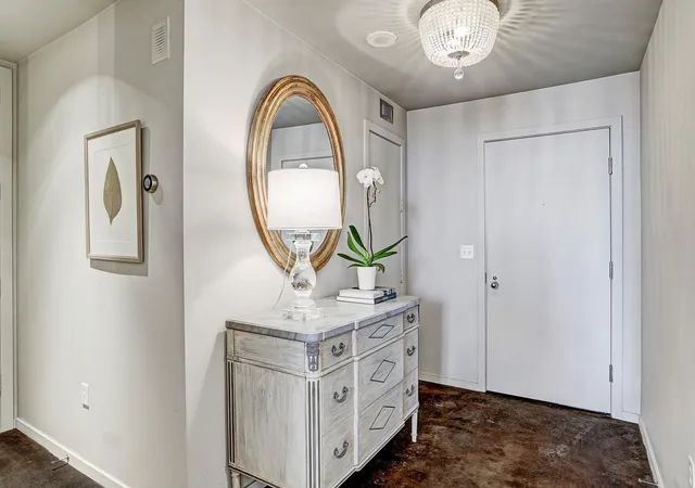 2nd image of 5110 San Felipe St #31W, Houston, TX 77056 | MLS# 83650717