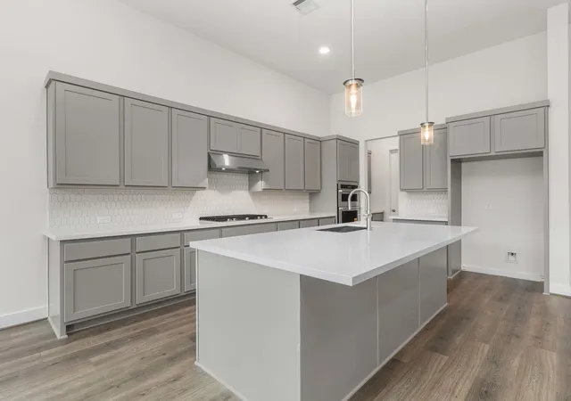 Photo 3 of Single family home for sale at 29738 Shady Glade, Magnolia, TX 77354 | MLS# 33766156 | Listing updated on 2026-10-09