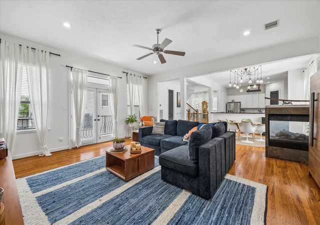1st image of 1410 Malone St #C, Houston, TX 77007 | MLS# 16241753