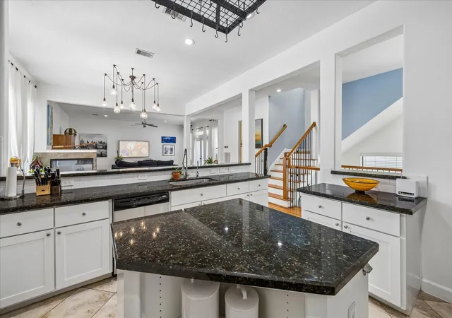 4th image of 1410 Malone St #C, Houston, TX 77007 | MLS# 16241753