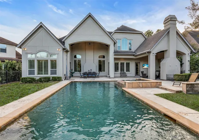 Photo 2 of Mansion for sale at 75 S Player Crst Cir, Spring, TX 77382 | MLS# 2013939 | Listing updated on 2026-07-08