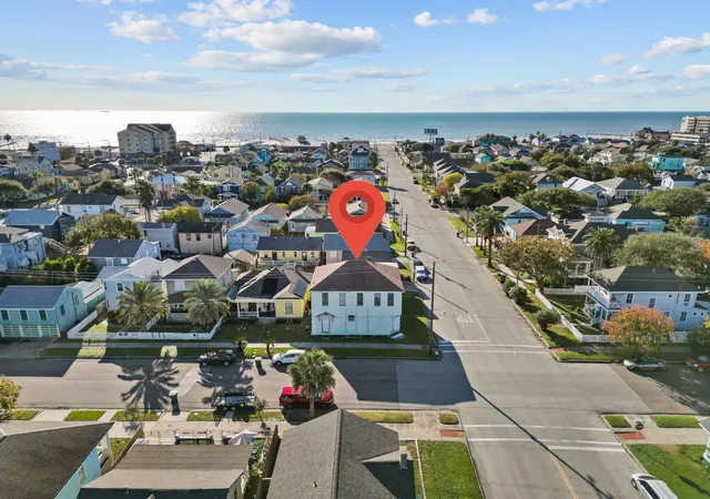 Photo 1 of Single family home for sale at 2927 Ave Q, Galveston, TX 77550 | MLS# 27970262 | Listing updated on 2026-06-01