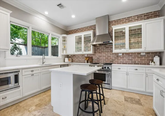 5th image of 6604 Kelvin Dr, Houston, TX 77030 | MLS# 41670439