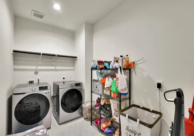 Photo 3 of Single family home for sale at 113 Whelan Ln, New Waverly, TX 77358 | MLS# 43670490 | Listing updated on 2026-09-22