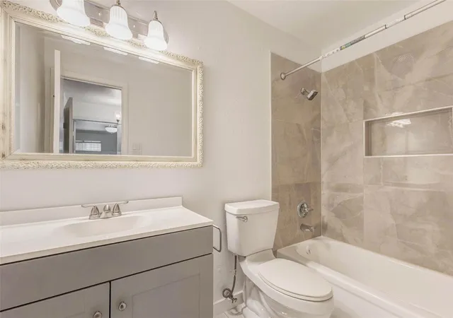 Homes for sale in Houston, TX | 7400 Bellerive Dr #502, Houston, TX 77036 | MLS# 24413271