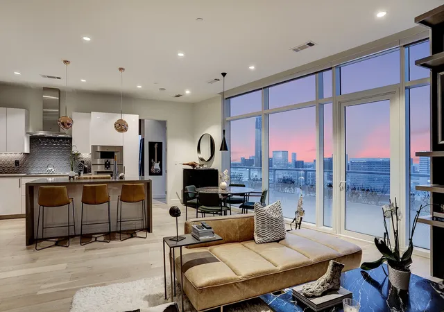 1st image of 4521 San Felipe St #1804, Houston, TX 77027 | MLS# 4770992