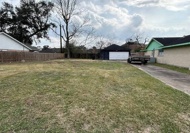 7th image of 8218 Gulf Spring Ln, Houston, TX 77075 | MLS# 75767178