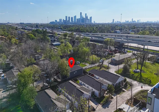 23rd image of 3107 Martha St, Houston, TX 77026 | MLS# 39595062