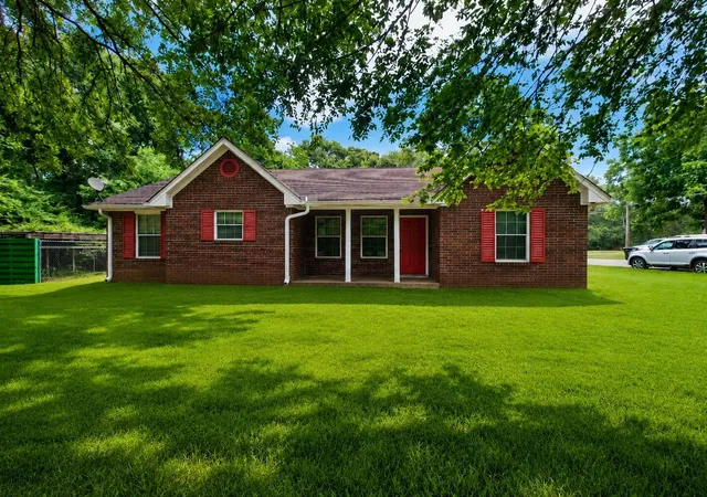 Homes for sale in Pinehurst, TX | 1801 Coe Rd, Pinehurst, TX 77362 | MLS# 33801301