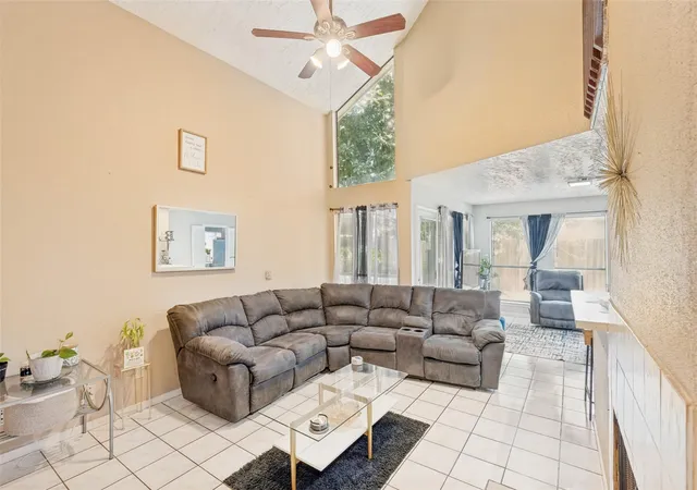 Photo 3 of Sale Pending at 3802 Storm Creek Dr, Houston, TX 77088 | MLS# 10224264 | Listing updated on 2026-09-14