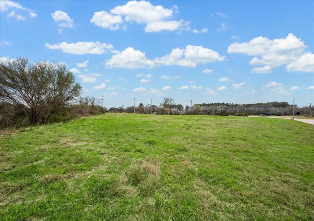2nd image of 19411 Old Galveston Rd, Webster, TX 77598 | MLS# 61833879
