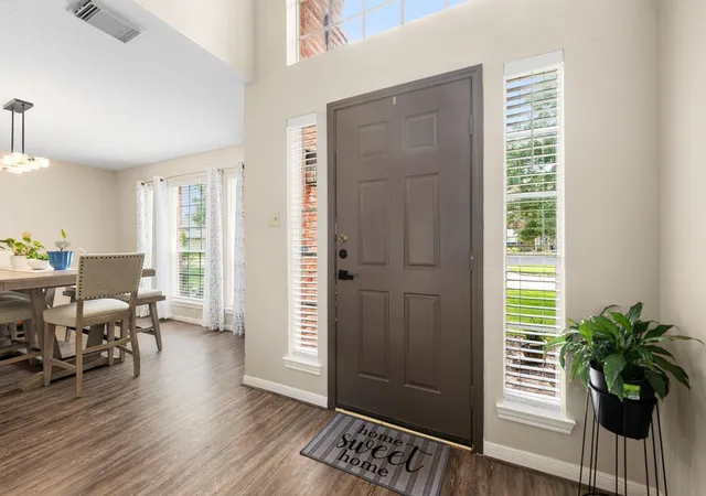 Photo 4 of Single family home for sale at 14018 Ragus Lake Dr, Sugar Land, TX 77498 | MLS# 43782481 | Listing updated on 2026-08-08