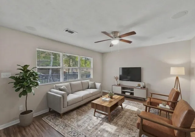 2nd image of 461 Trails End Dr, Cleveland, TX 77328 | MLS# 1020311