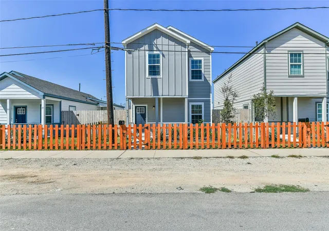 1st image of 6410 Calhoun Rd, Houston, TX 77021 | MLS# 28218917