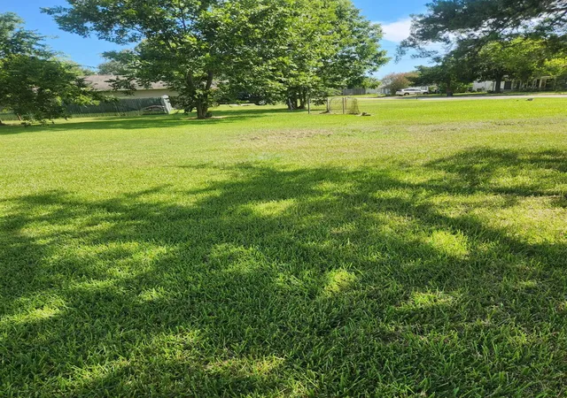 Homes for sale in Baytown, TX | 815 Bowie St, Baytown, TX 77520 | MLS# 22270564