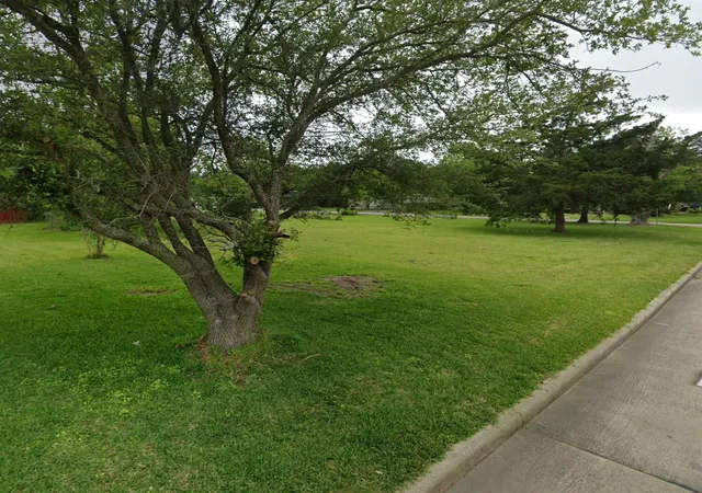 Homes for sale in Baytown, TX | 815 Bowie St, Baytown, TX 77520 | MLS# 22270564