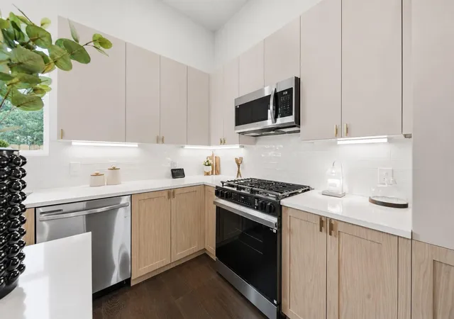 3rd image of 5522 Wheatley St #D, Houston, TX 77091 | MLS# 66414138