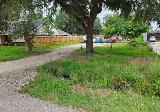 Photo 4 of Land for sale at 0 Universal Dr, Houston, TX 77072 | MLS# 57849042 | Listing updated on 2026-06-10