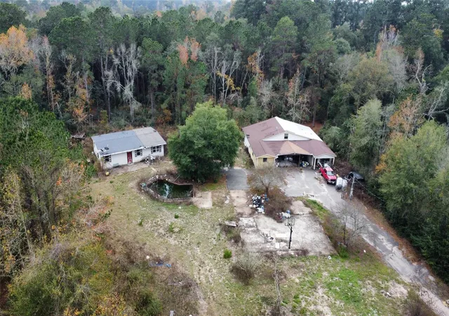 Photo 3 of Single family home for sale at 719 County Rd 3880, Cleveland, TX 77328 | MLS# 20138836 | Listing updated on 2026-01-05
