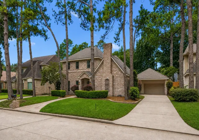 Photo 2 of Single family home for sale at 602 Anchorage Ln, Houston, TX 77079 | MLS# 74822585 | Listing updated on 2026-08-29