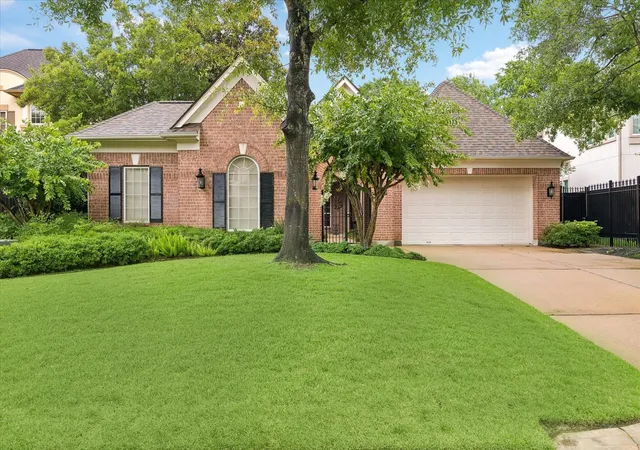 Photo 1 of Single family home for sale at 11426 Noblewood Crst Ln, Houston, TX 77082 | MLS# 70544008 | Listing updated on 2026-09-11