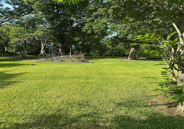 2nd image of 2307 E James St, Baytown, TX 77520 | MLS# 61237130