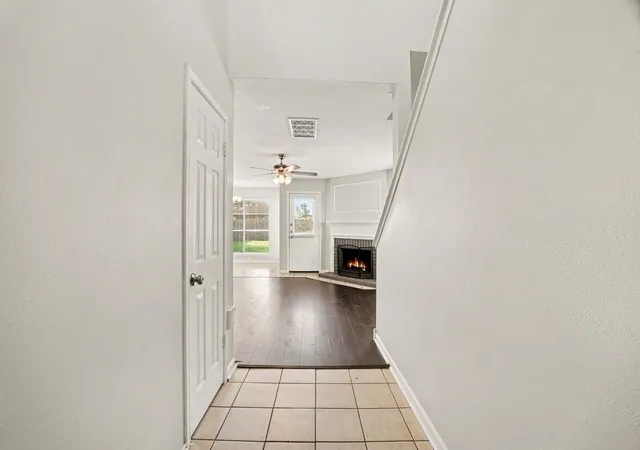 3rd image of 2015 Greencrest Dr, Missouri City, TX 77489 | MLS# 7559072