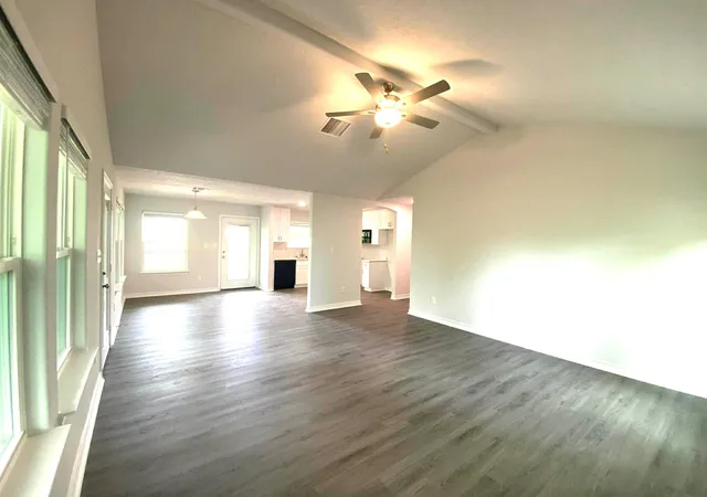 6th image of 173 Emerald Ln, Onalaska, TX 77360 | MLS# 28818113
