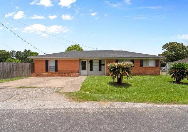 Homes for sale in Bay City, TX | 815 Rugeley St, Bay City, TX 77414 | MLS# 79778501