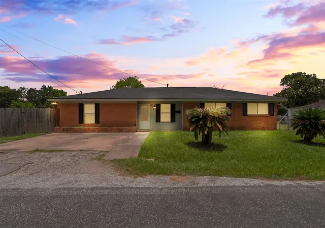 Homes for sale in Bay City, TX | 815 Rugeley St, Bay City, TX 77414 | MLS# 79778501