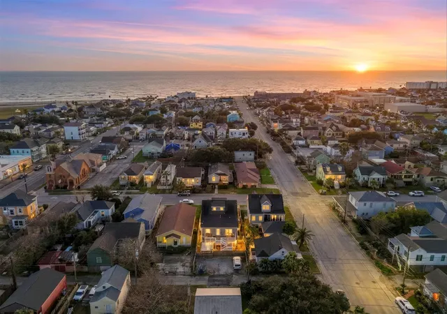 Photo 1 of Multi family home for sale at 1322 Ave L, Galveston, TX 77550 | MLS# 39901689 | Listing updated on 2026-06-13