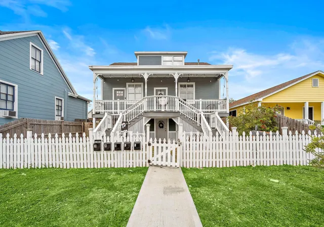 Photo 2 of Multi family home for sale at 1322 Ave L, Galveston, TX 77550 | MLS# 39901689 | Listing updated on 2026-06-13
