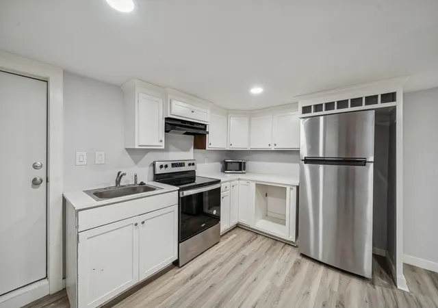 Photo 3 of Multi family home for sale at 1322 Ave L, Galveston, TX 77550 | MLS# 39901689 | Listing updated on 2026-06-13