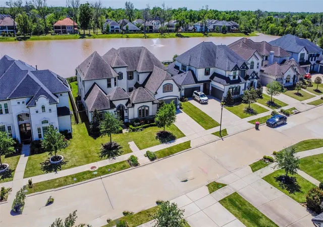 Photo 3 of Single family home for sale at 5423 Priamus Dr, Missouri City, TX 77459 | MLS# 45153875 | Listing updated on 2026-08-10