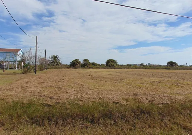 Photo 4 of Land for sale at Lot 4 1St St, Galveston, TX 77554 | MLS# 81299307 | Listing updated on 2025-12-10