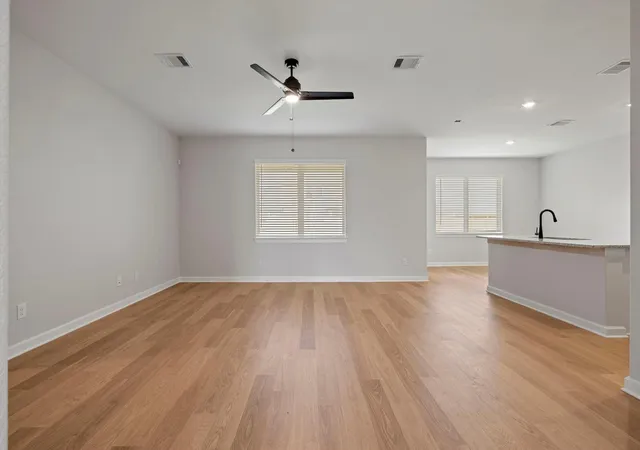 4th image of 13601 Gaff Rig Dr, Santa Fe, TX 77510 | MLS# 55365560