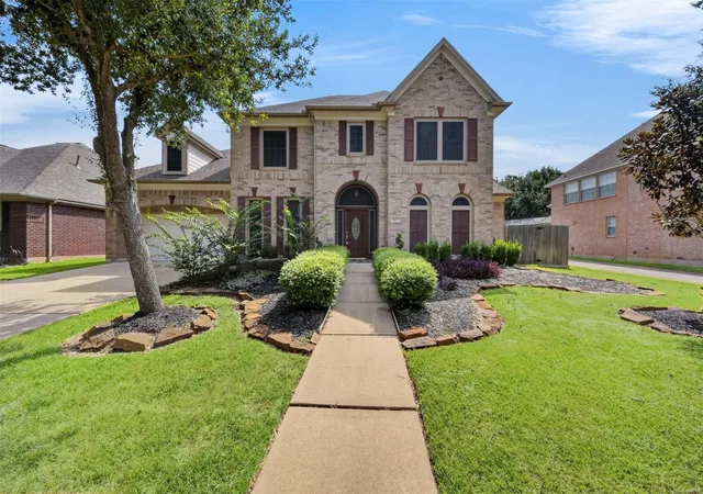 Photo 2 of Single family home for sale at 4123 Cedar Bnd Dr, Missouri City, TX 77459 | MLS# 16151936 | Listing updated on 2026-10-06