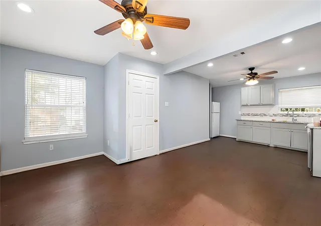 Homes for sale in Houston, TX | 5209 Plum Dr, Houston, TX 77087 | MLS# 78126635