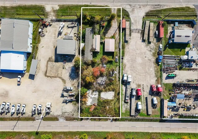 Photo 3 of Single family home for sale at 16935 Market St, Channelview, TX 77530 | MLS# 27058573 | Listing updated on 2026-09-18